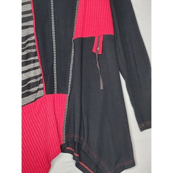 Emma G Womans Abstract Art to Wear Patchwork Shirt Top Tunic Small Black‎ Red - Picture 7 of 11